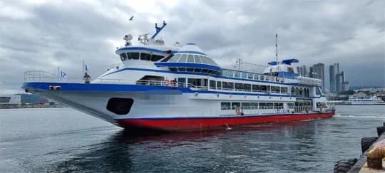 PASSENGER SHIP