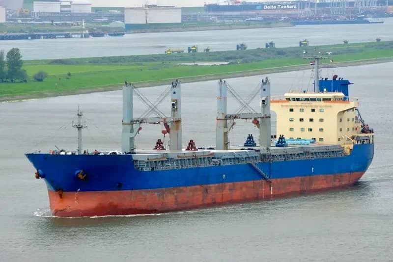 BULK CARRIER