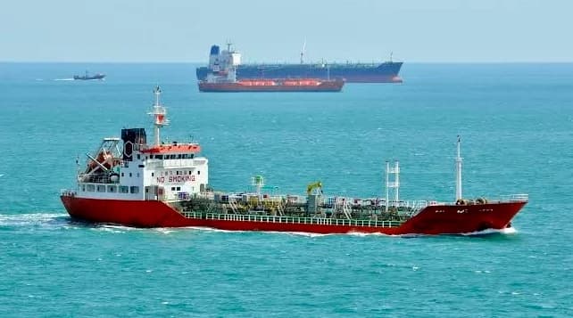PRODUCT TANKER