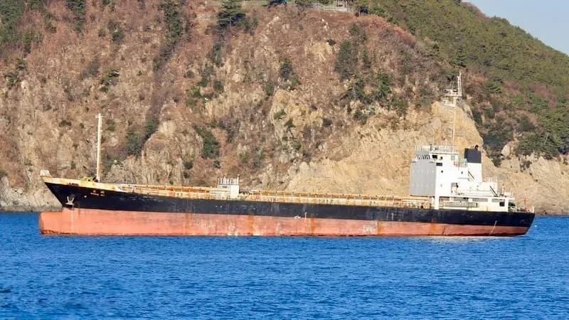 GENERAL CARGO SHIP (SINGLE DECKER)